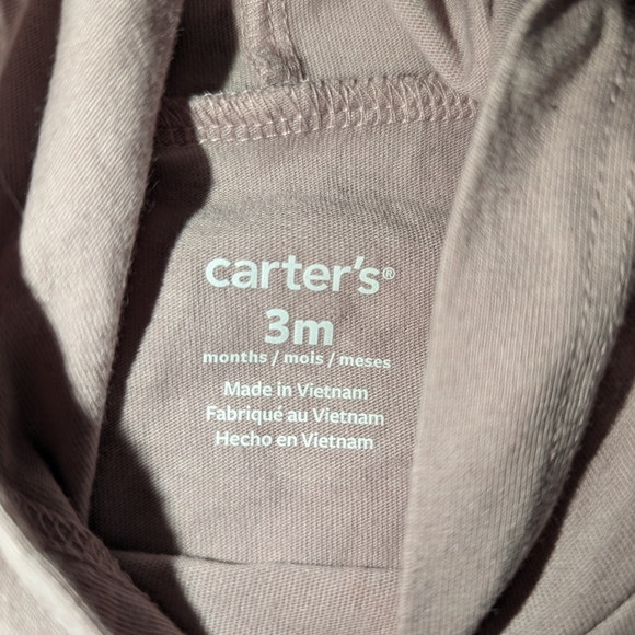 Carter's 2pc baby girl set. Purple dino short and rainbow pants. 3 months - Picture 3 of 3